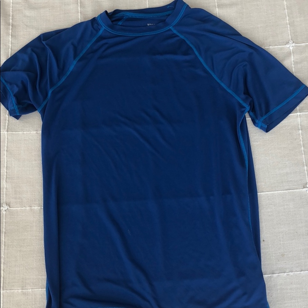 BLUE SUNSHIRT